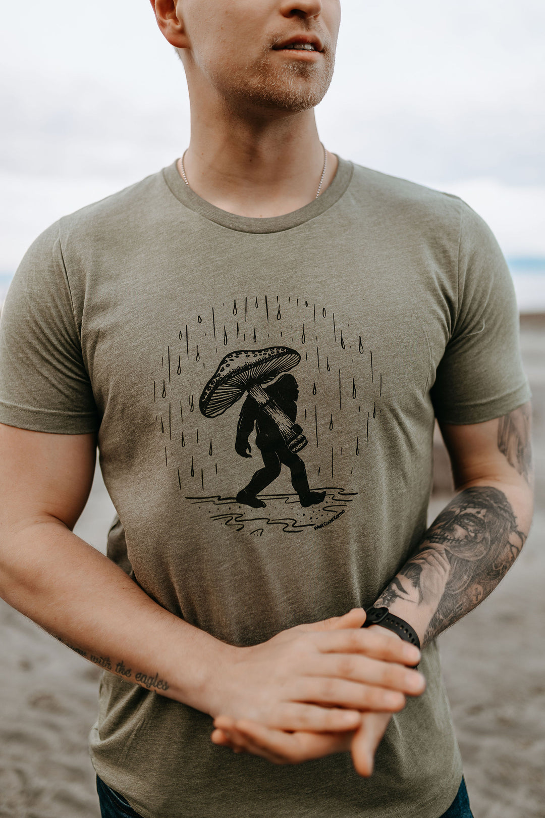 Amanita Umbrella Sasquatch Tee - Heather Military Green