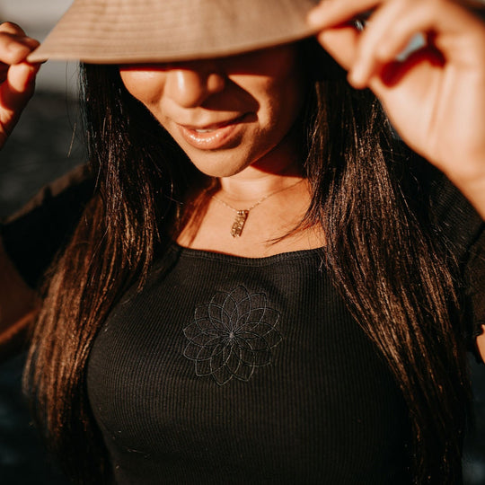 Fern Heart Bucket Hat In Tan