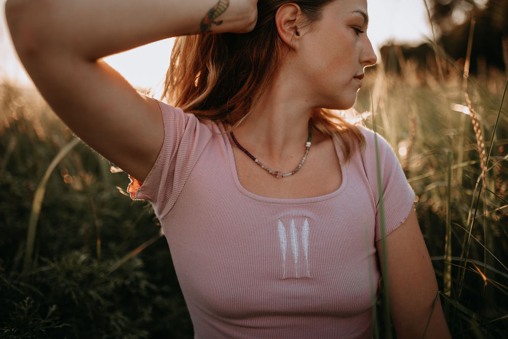 3 Ferns Ribbed Crop Tee - Pink