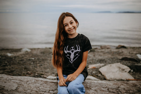 Deer Skull Kids/Youth Tee in Black Camo