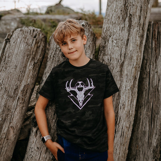 Deer Skull Kids/Youth Tee in Black Camo