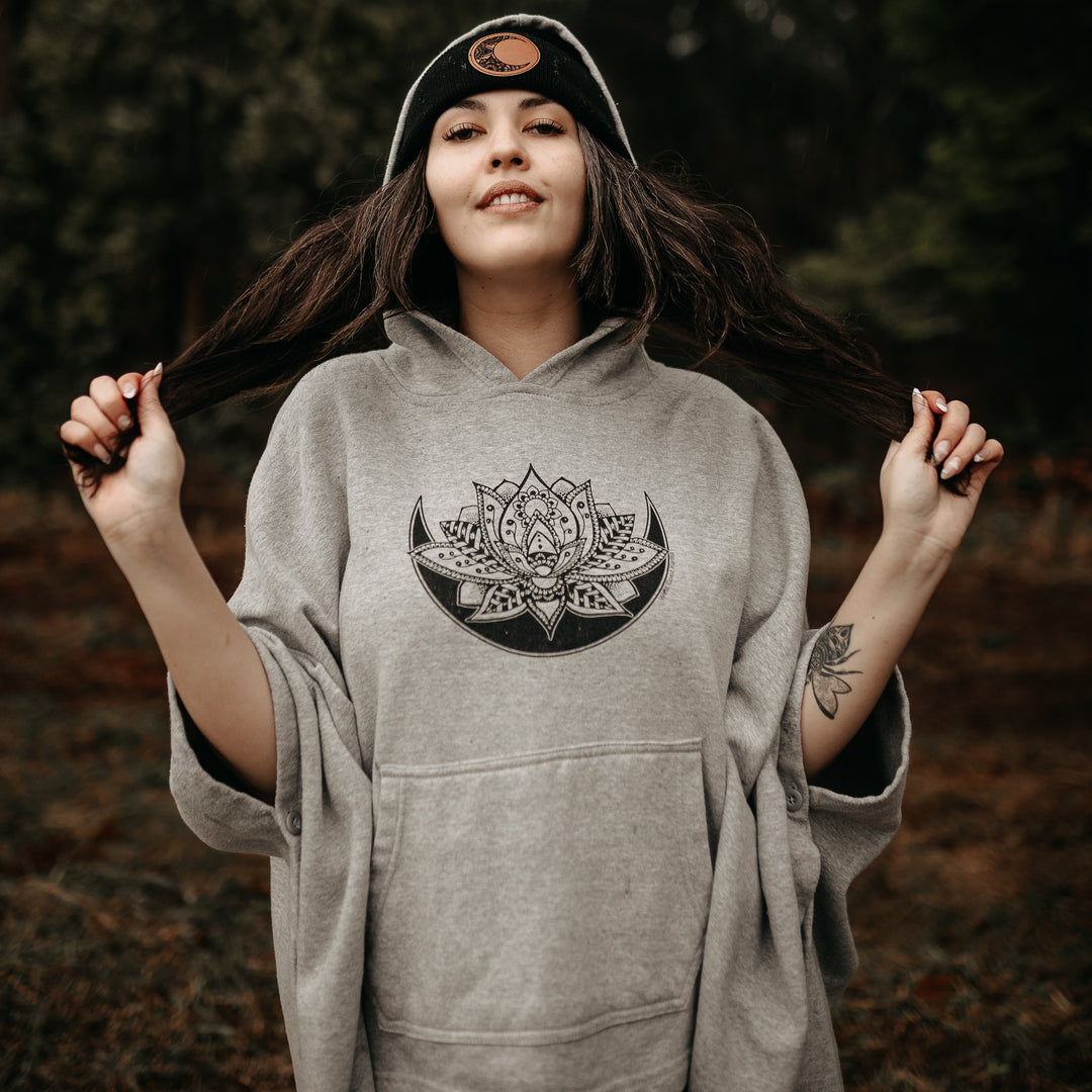 Sacred Lotus Hooded Poncho in Heather Grey
