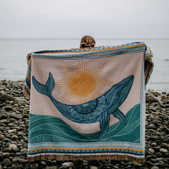 Sunrise Humpback 100% Cotton Woven Blanket